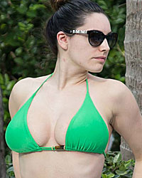 Kelly Brook